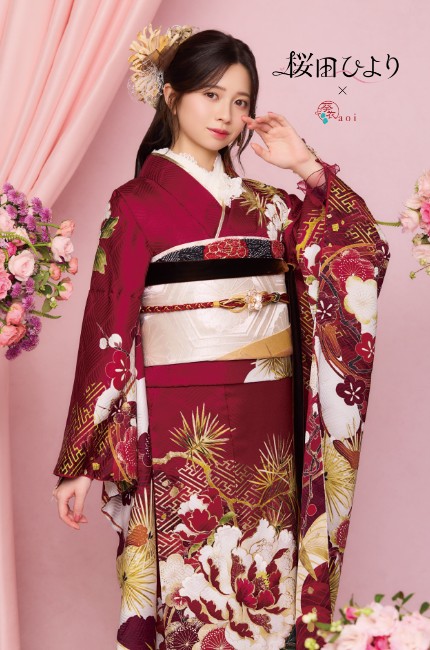 桜田ひよりの最新振袖